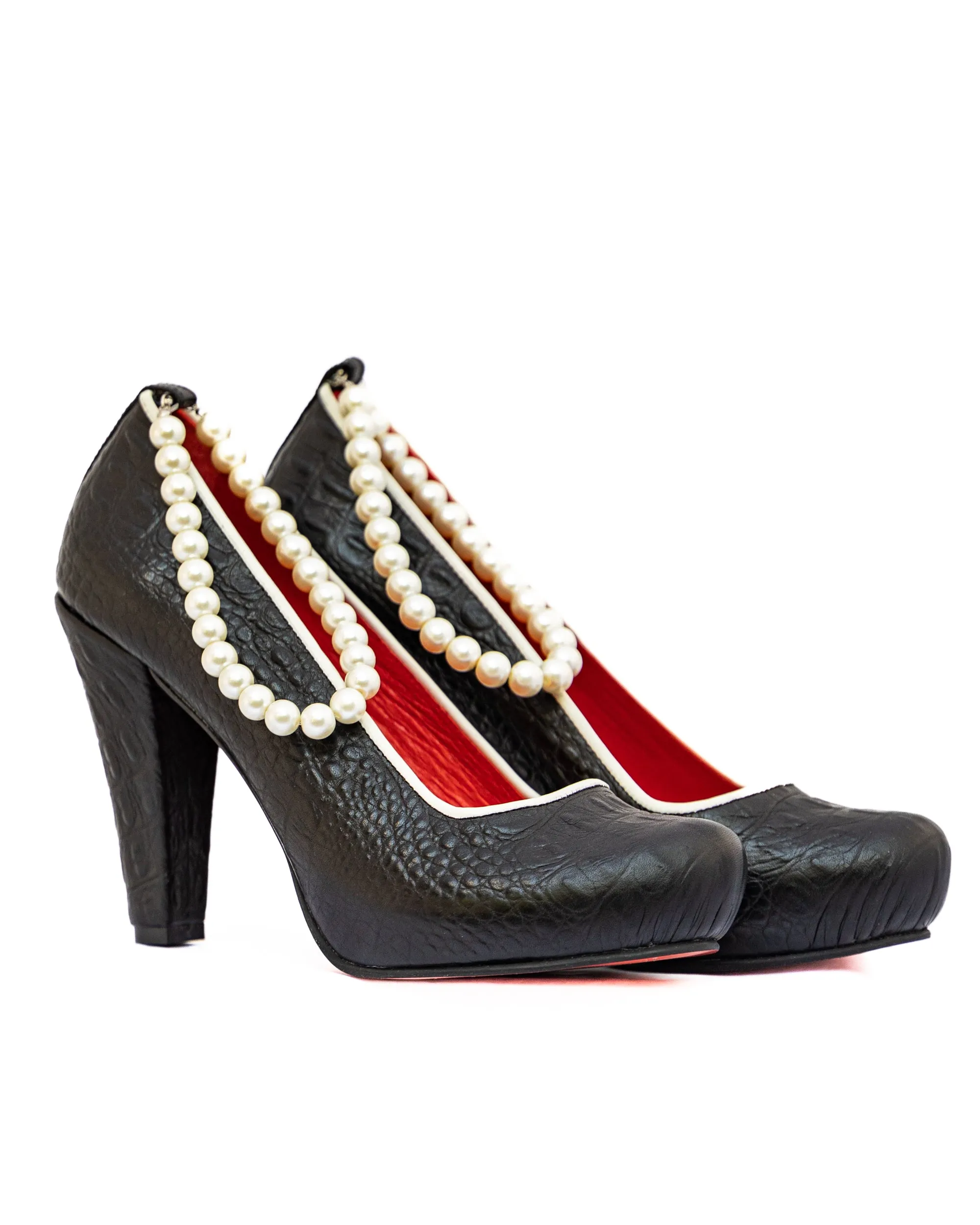 Black Pearl Pumps