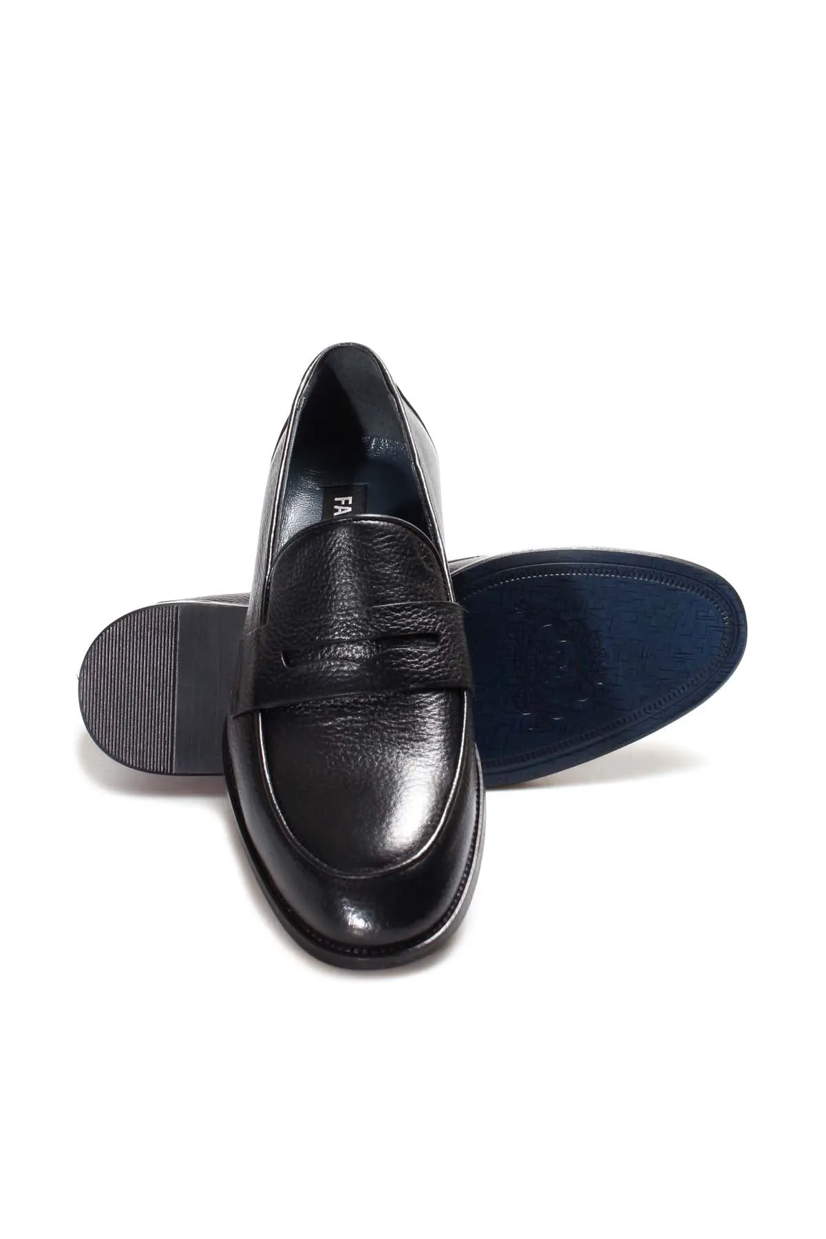 Black Textured Leather Loafers Wessi