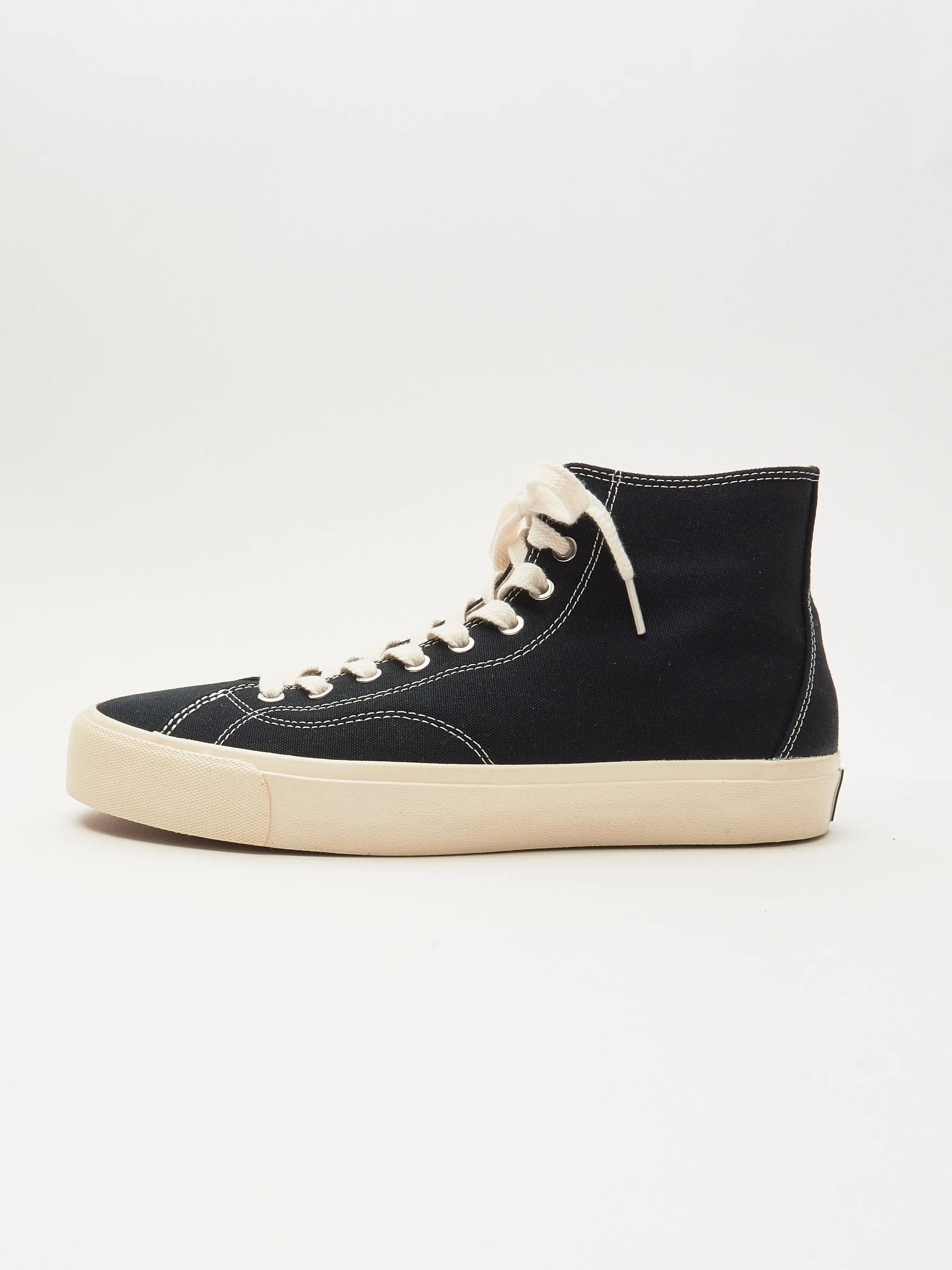 Black/White VM003 HI Canvas