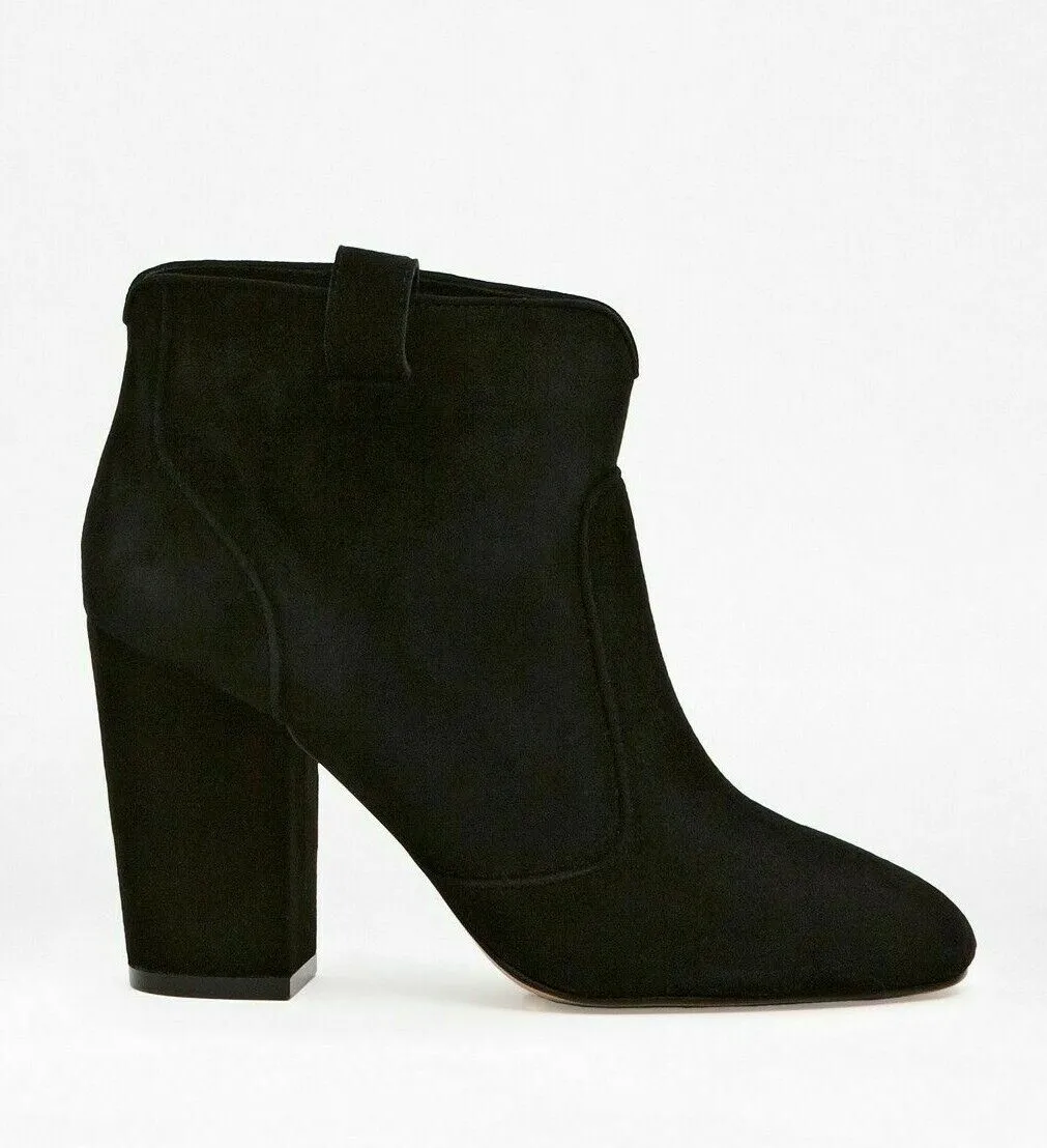 FRENCH CONNECTION •Livvy• Suede Ankle Bootie