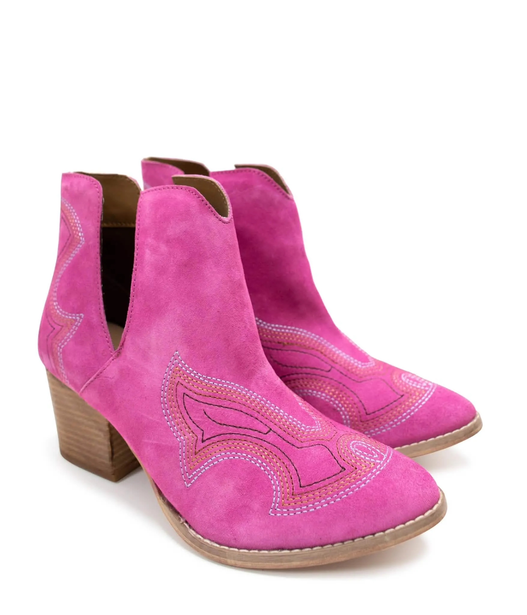 Magenta Journee Western-Inspired Ankle Booties - Chic Comfort for Every Occasion