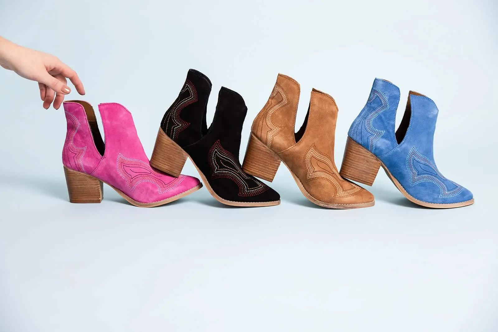 Magenta Journee Western-Inspired Ankle Booties - Chic Comfort for Every Occasion