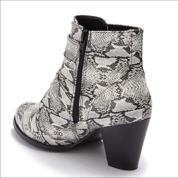 Snakeskin Multi Buckle Straps Heel Boots